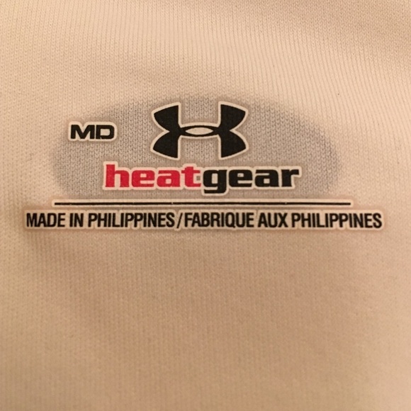 Women's White and Hot Pink Heat Gear Under Armour Athletic Tee Size Medium - Picture 2 of 3